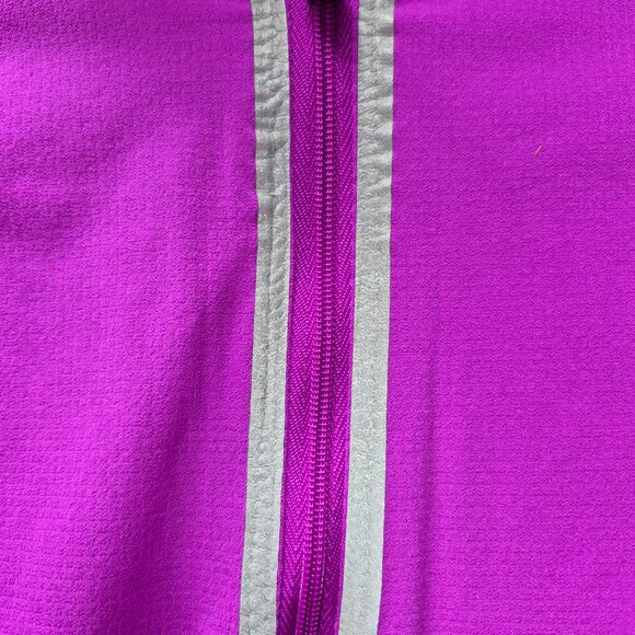 Under Armor All-Season Fitted Running/Workout Shirt Size Medium Purple - Picture 3 of 8